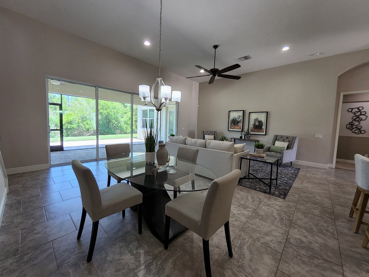 Land O Lakes Estate Interior View 6